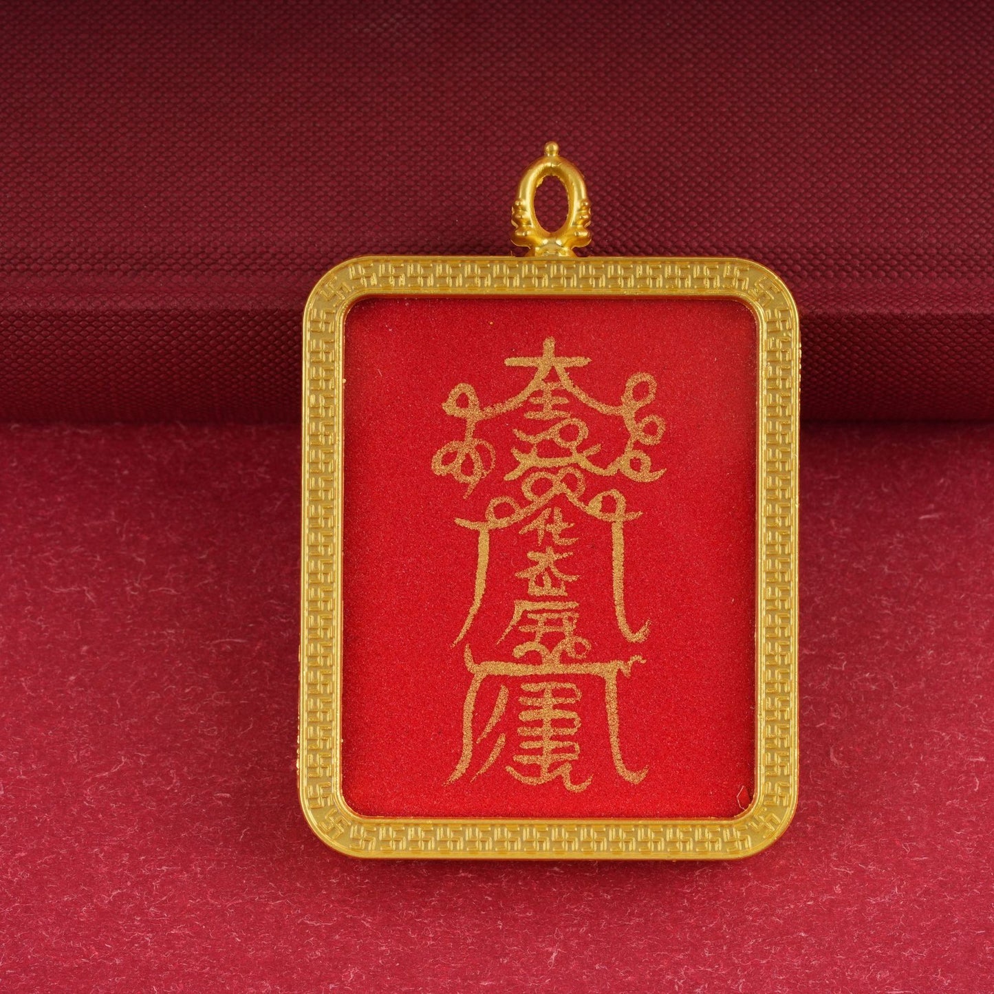 Hand-painted gold-traced Thangka Ghau Box Pendant, Thangka Ornament, Six-Syllable Mantra Ethnic Style Hanging Ornament