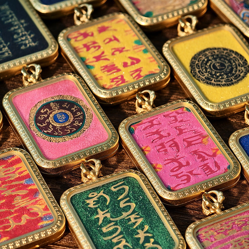 Wholesale Buddhist 2.5*3.5 Titanium Steel Thangka Tibetan Zangjilamu Yellow Jambhala Portable Wealth Amulet Pendant