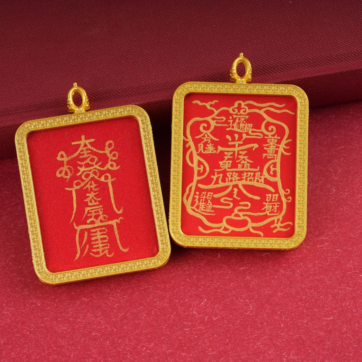 Hand-painted gold-traced Thangka Ghau Box Pendant, Thangka Ornament, Six-Syllable Mantra Ethnic Style Hanging Ornament